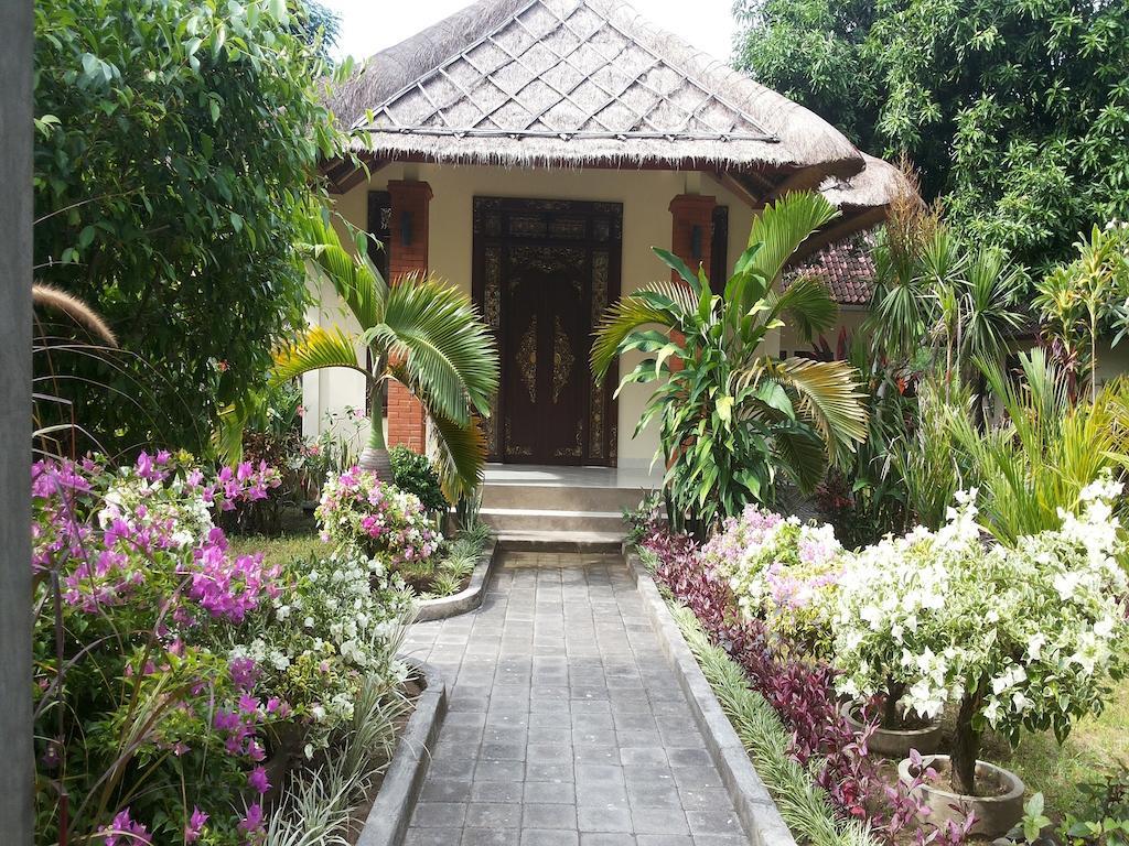Star East Bungalows Αμέντ Εξωτερικό φωτογραφία